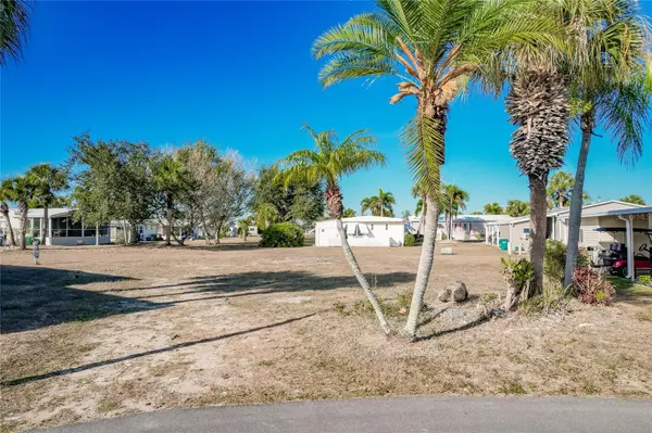 2100 KINGS HWY #1092, Port Charlotte, FL 33980