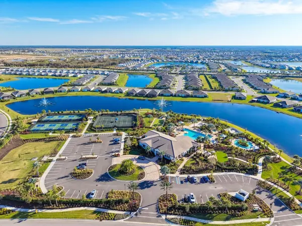 18244 CROPSIDE TRL, Bradenton, FL 34211
