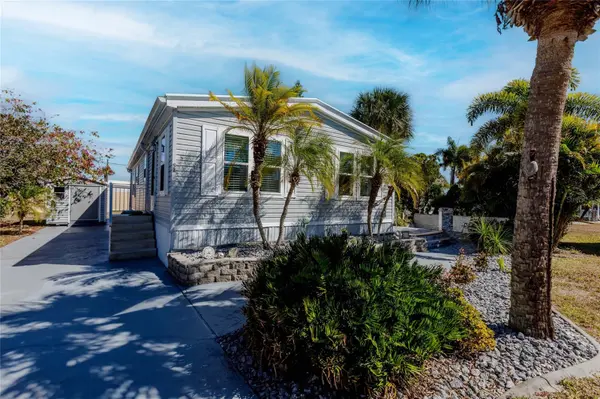 2100 KINGS HWY #52, Port Charlotte, FL 33980