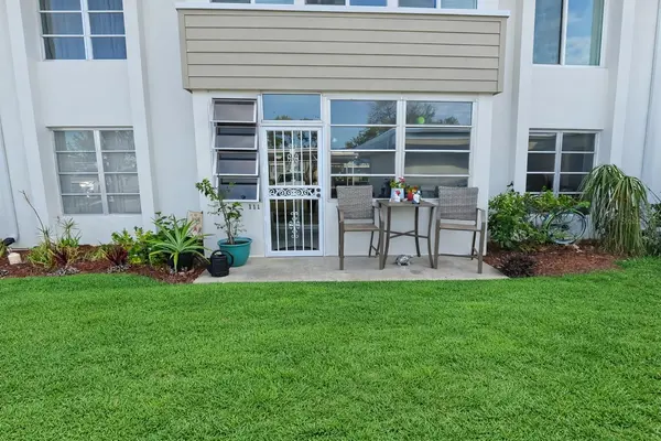 21300 BRINSON AVE #111, Port Charlotte, FL 33952