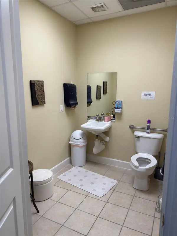 2563 N TOLEDO BLADE BLVD #2, North Port, FL 34289