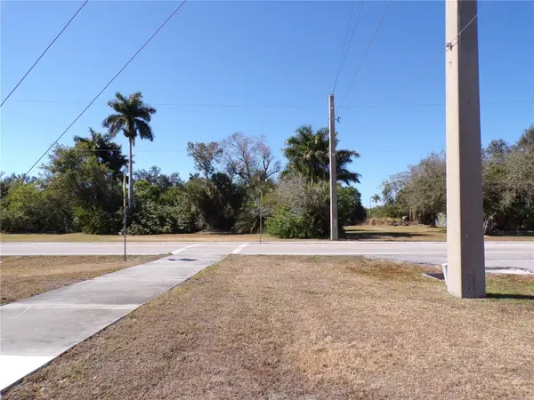 711 COOPER ST, Punta Gorda, FL 33950