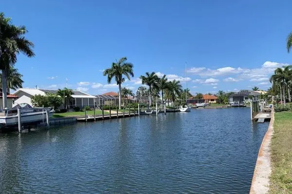 3701 CARMICHAEL DR, Punta Gorda, FL 33950