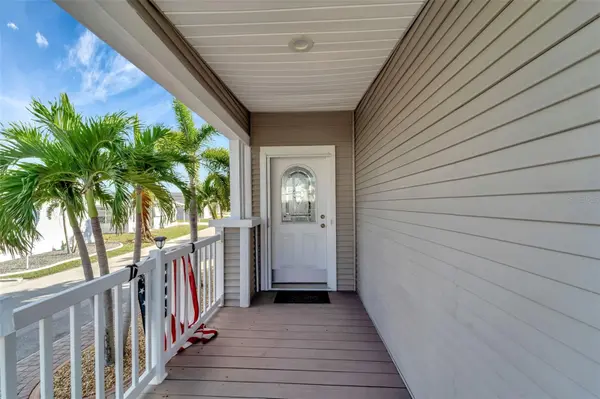 16 COPENHAGEN AVE, Punta Gorda, FL 33950