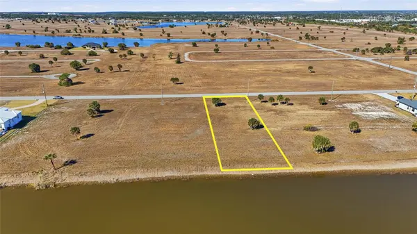 32 YELLOWHAMMER DR, Placida, FL 33946