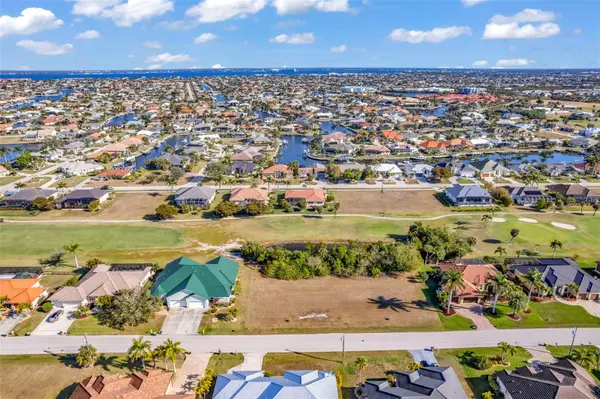 2316 PADRE ISLAND DR, Punta Gorda, FL 33950