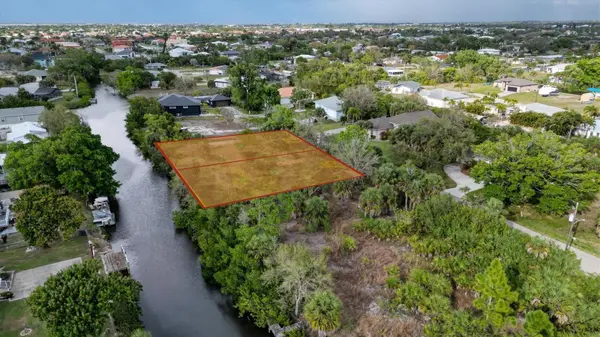 3015 BANYAN WAY, Punta Gorda, FL 33950