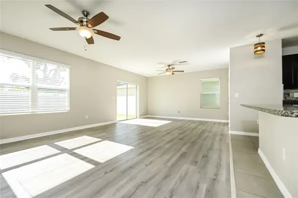 4106 WILLOW HAMMOCK DR, Palmetto, FL 34221