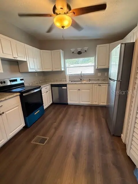 3123 CRYSTAL HILLS DR, Lakeland, FL 33801