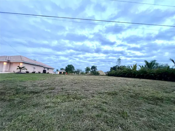 1903 NE 10TH AVE, Cape Coral, FL 33909