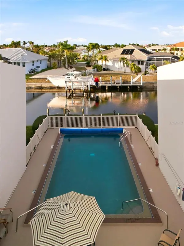 1433 MEDITERRANEAN DR #E, Punta Gorda, FL 33950