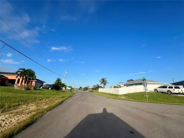 614 NE 12TH ST, Cape Coral, FL 33909