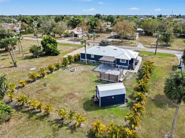410 E HENRY ST, Punta Gorda, FL 33950