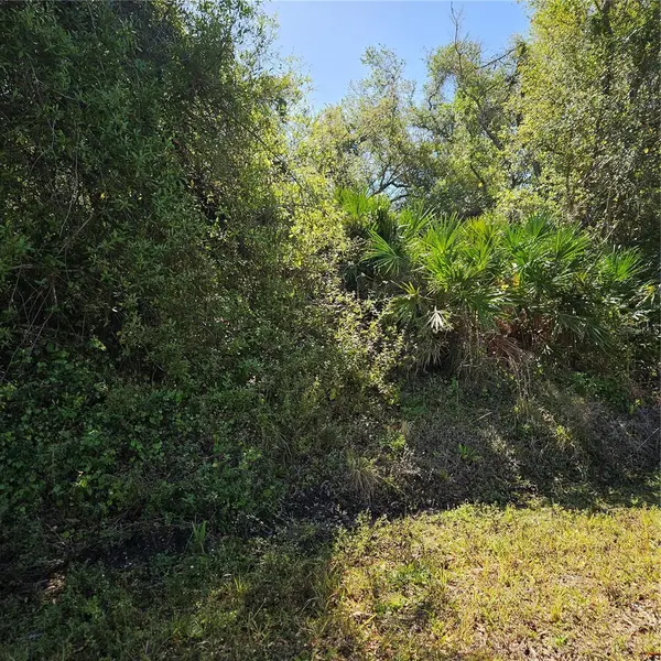 JANARO RD, North Port, FL 34288