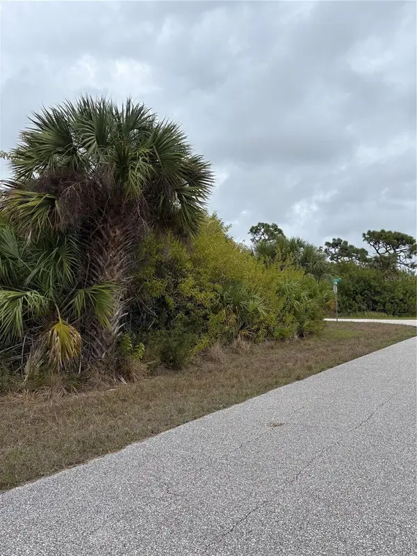 7513 TREADWAY RD, Port Charlotte, FL 33981