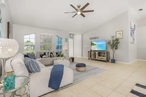 2705 SW 11TH PL, Cape Coral, FL 33914