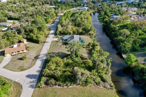 7241 JENNIFER DR, Port Charlotte, FL 33981
