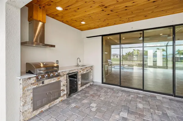 2523 DIXON TER, Port Charlotte, FL 33981