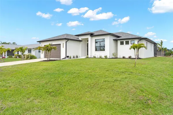 2523 DIXON TER, Port Charlotte, FL 33981