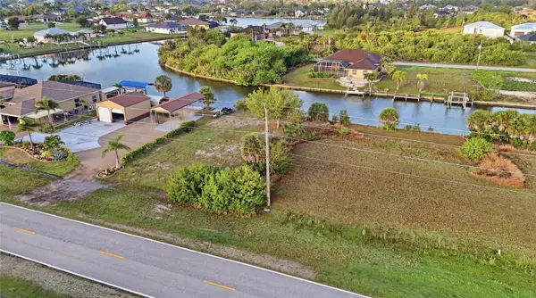 8869 ST PAUL DR, Port Charlotte, FL 33981