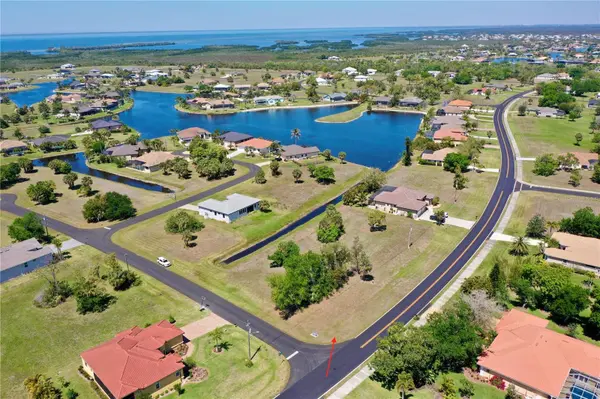 17175 CAPE HORN BLVD, Punta Gorda, FL 33955