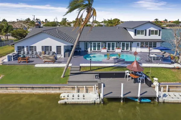 29 SE 10TH AVE, Cape Coral, FL 33990