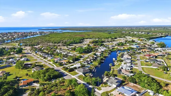 3517 PORT CHARLOTTE BLVD, Port Charlotte, FL 33952