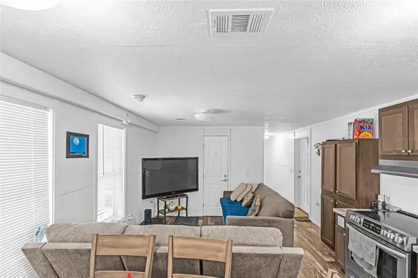 1321 BLUFF HAMMOCK RD, Lorida, FL 33857