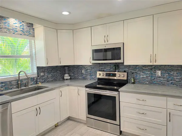 6777 WINKLER RD #A236, Fort Myers, FL 33919