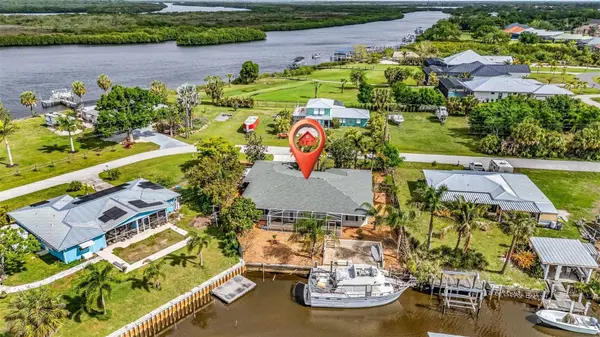 28401 COCO PALM DR, Punta Gorda, FL 33982