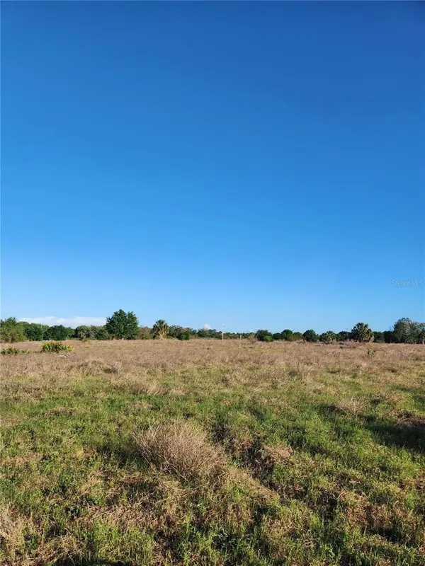 415 LAKE JOSEPHINE DR, Sebring, FL 33875