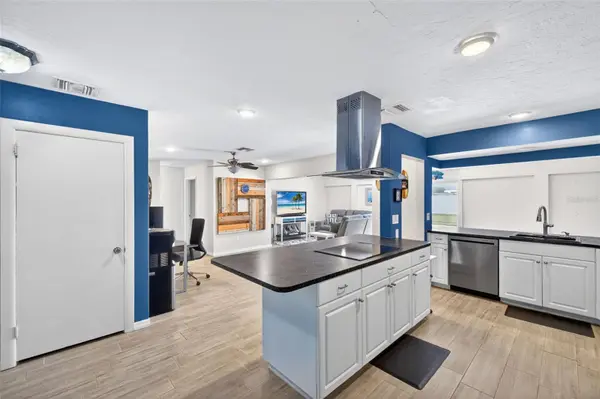 4547 SE 11TH AVE, Cape Coral, FL 33904