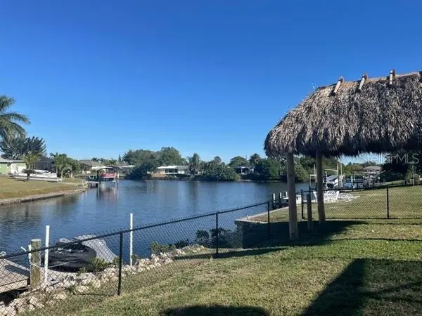 21088 EDGEWATER DR, Port Charlotte, FL 33952