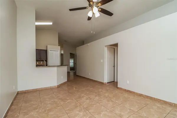 120 LAKEBREEZE CIR, Lake Mary, FL 32746