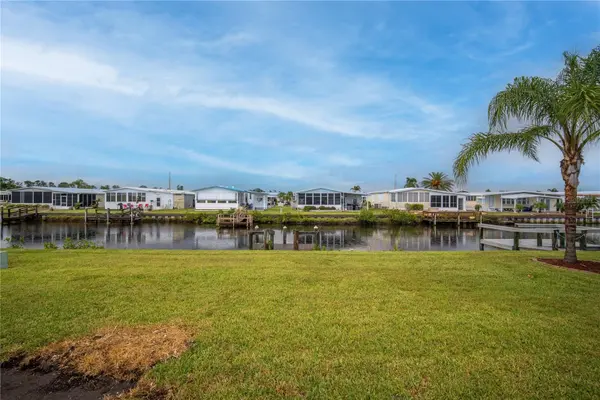 646 BLACKBURN BLVD, North Port, FL 34287
