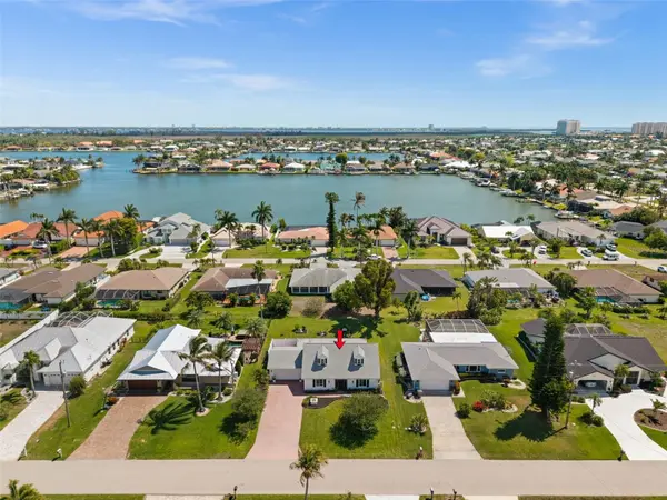 706 SW 51ST TER, Cape Coral, FL 33914