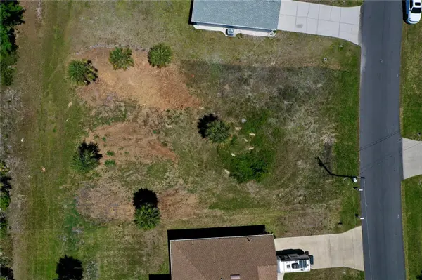 135 LONG MEADOW LN, Rotonda West, FL 33947