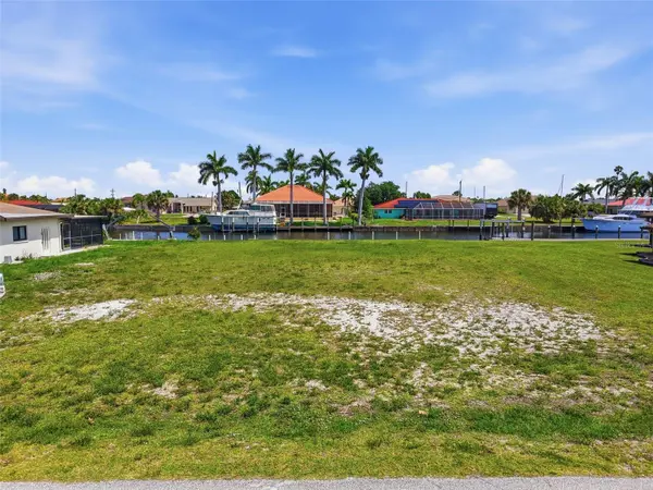 108 SINCLAIR ST SE, Port Charlotte, FL 33952
