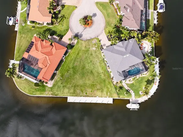 402 VALLETTA CT, Punta Gorda, FL 33950