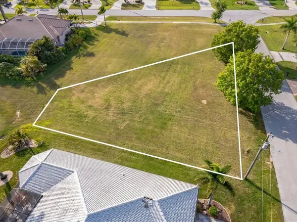 3707 BORDEAUX DR, Punta Gorda, FL 33950