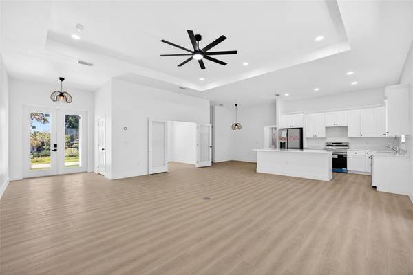200 LEACH DR, Punta Gorda, FL 33950