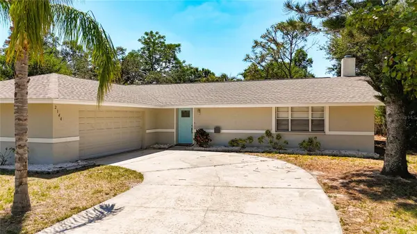 2144 OAK TER, Sarasota, FL 34231