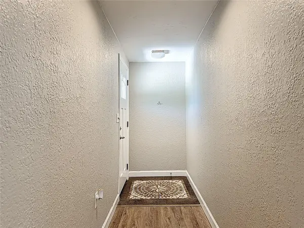 2144 OAK TER, Sarasota, FL 34231