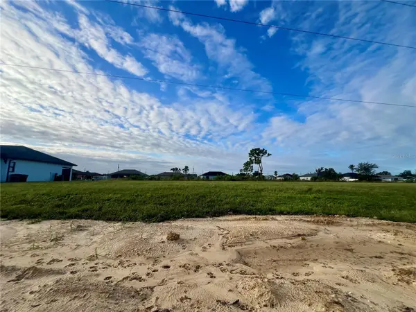 934 NE 12TH ST, Cape Coral, FL 33909
