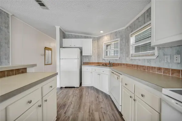 2100 KINGS HWY #206, Port Charlotte, FL 33980