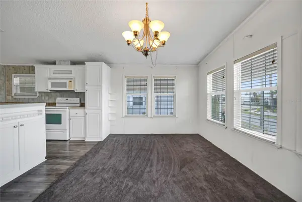 2100 KINGS HWY #206, Port Charlotte, FL 33980