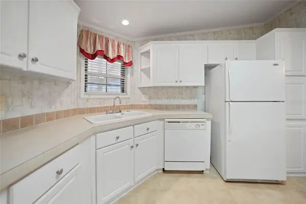 2100 KINGS HWY #517, Port Charlotte, FL 33980