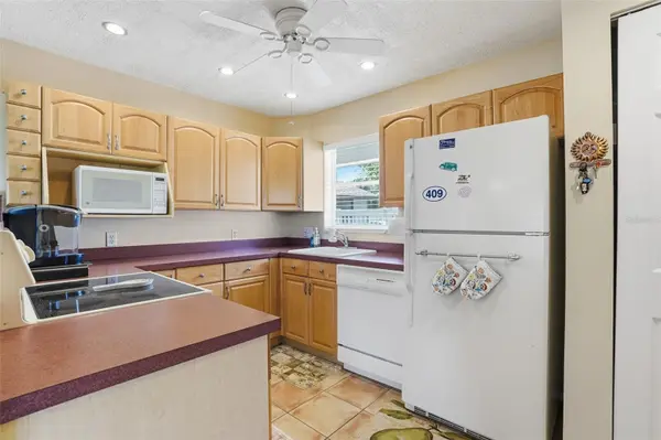 4289 ISLAND CIR #1, Fort Myers, FL 33919