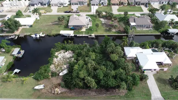 4114 PALM DR, Punta Gorda, FL 33950