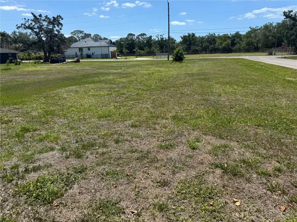 BONITO AVE, Nokomis, FL 34275